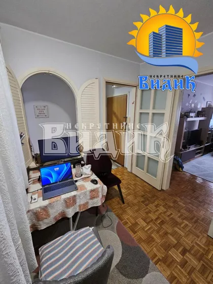 Nedeljka Gvozdenovića | 4zida.rs