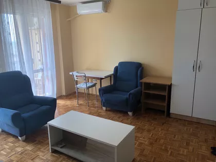 Bulevar cara Lazara | 4zida.rs