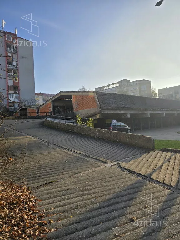 Garaža | 4zida