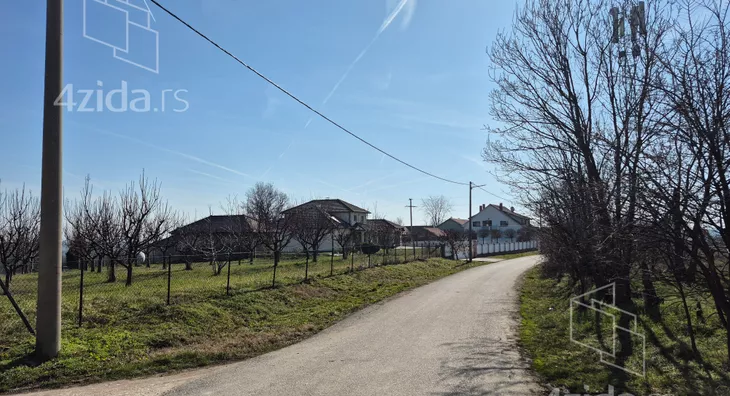 Građevinsko zemljište | 4zida