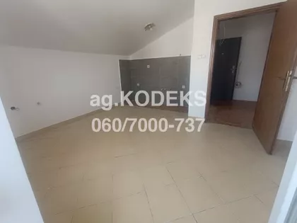 Apelovac | 4zida.rs