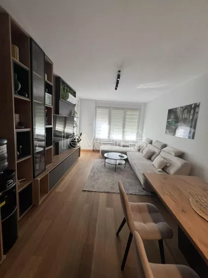 Adamovićevo Naselje | 4zida.rs