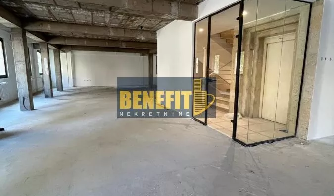 Poslovni prostor | 4zida