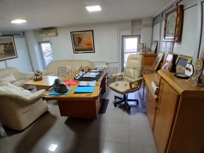 Trg Pavla Stojkovića | 4zida.rs