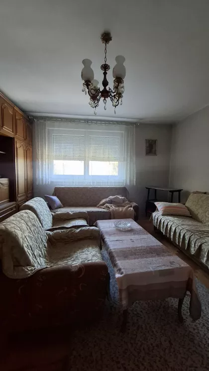 Trg Fontana | 4zida.rs