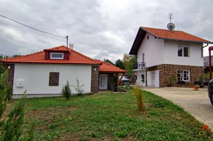 Čerević | 4zida.rs