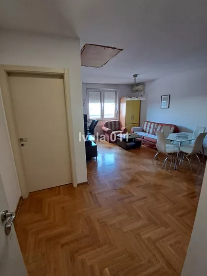 Mate Miloševića | 4zida.rs