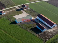 Donja Trešnjevica, Okolne lokacije, Topola | 4zida.rs