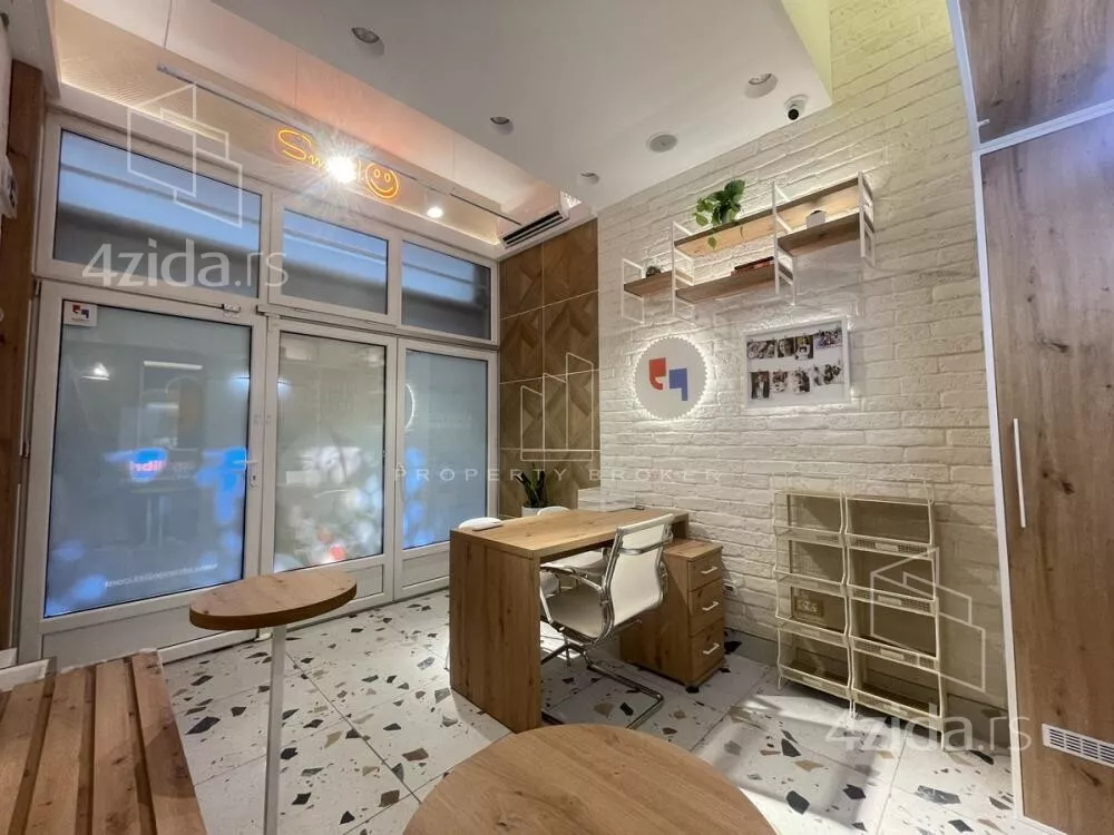 Lokal | 4zida
