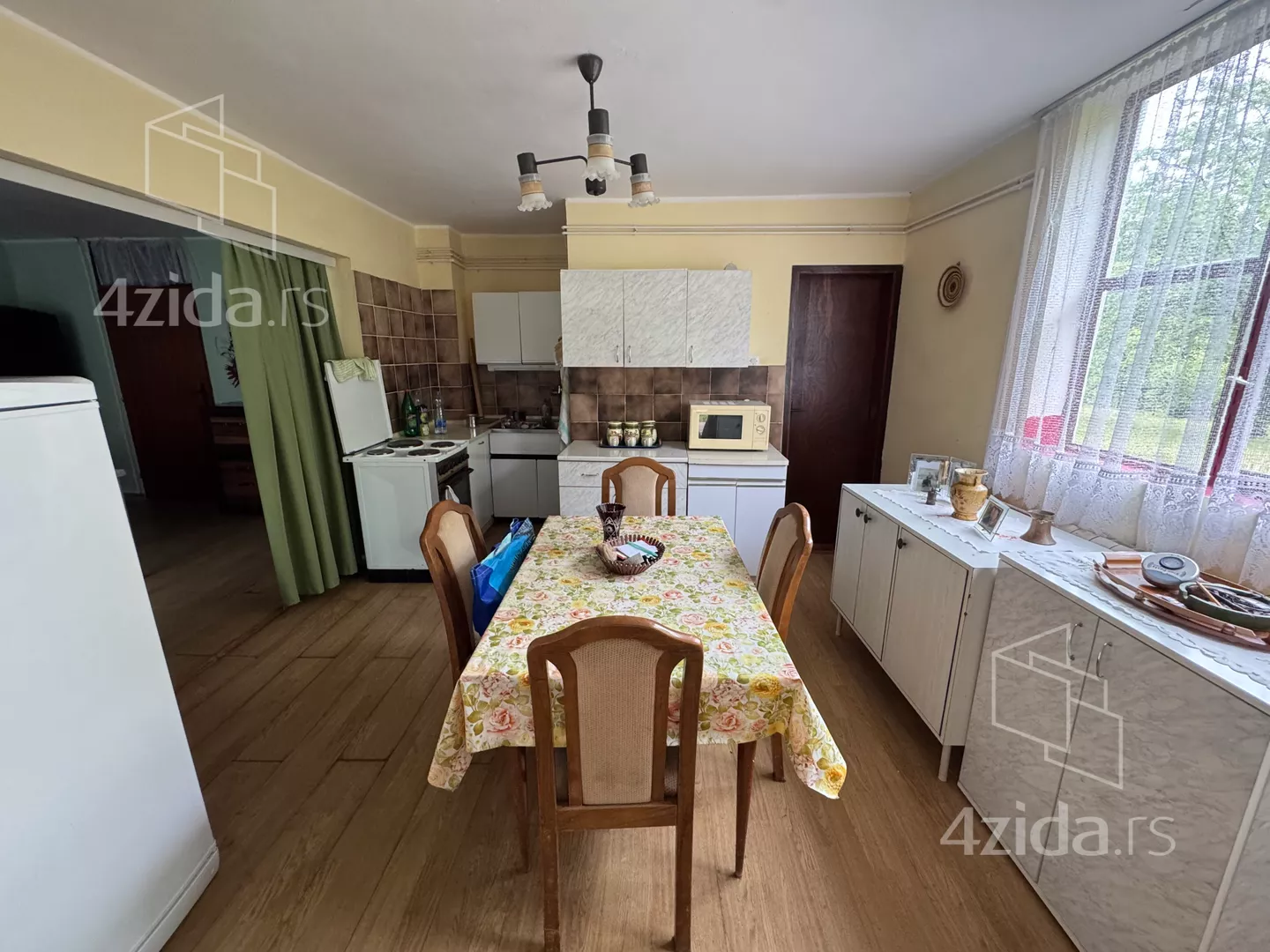 3-etažna kuća | 4zida