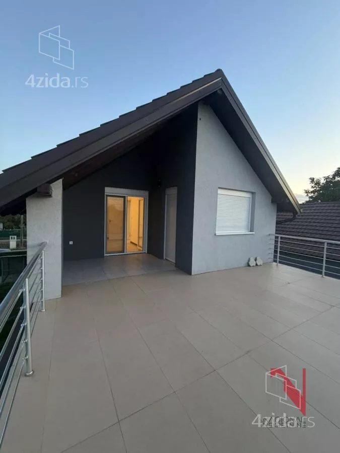 Kuća | 4zida