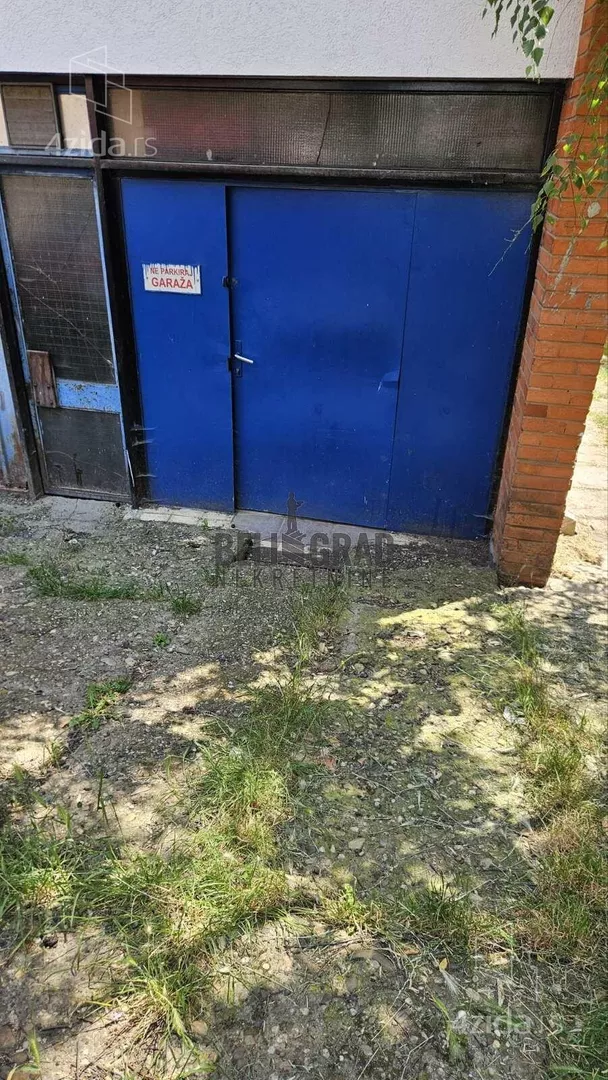 Garaža | 4zida