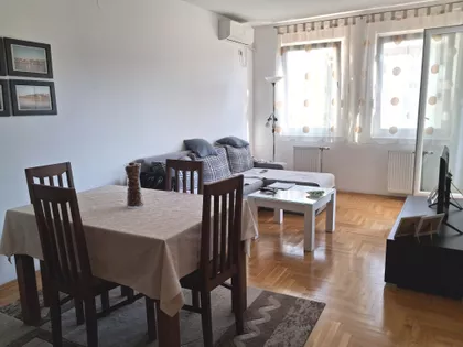 Banatić | 4zida.rs