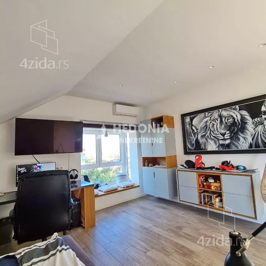 3-etažna kuća | 4zida