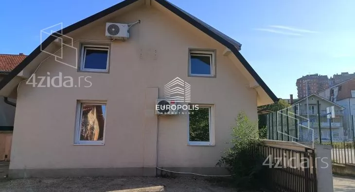 Kuća | 4zida
