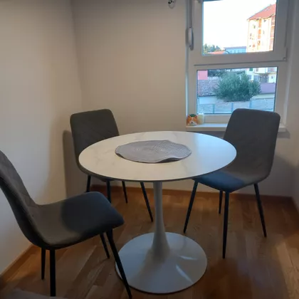 Božidara Adžije | 4zida.rs