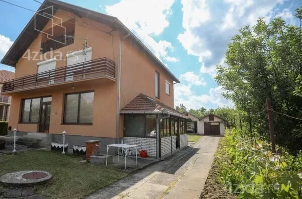 2-etažna kuća | 4zida