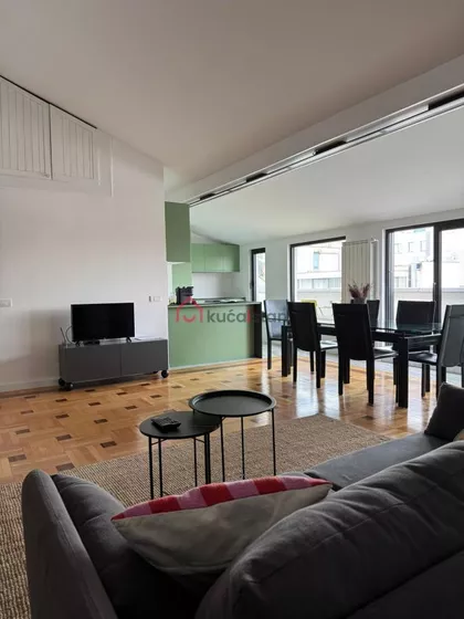 Knez Mihailova | 4zida.rs