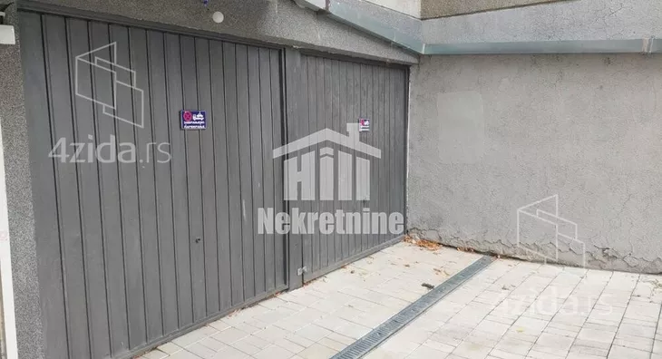 Garaža | 4zida