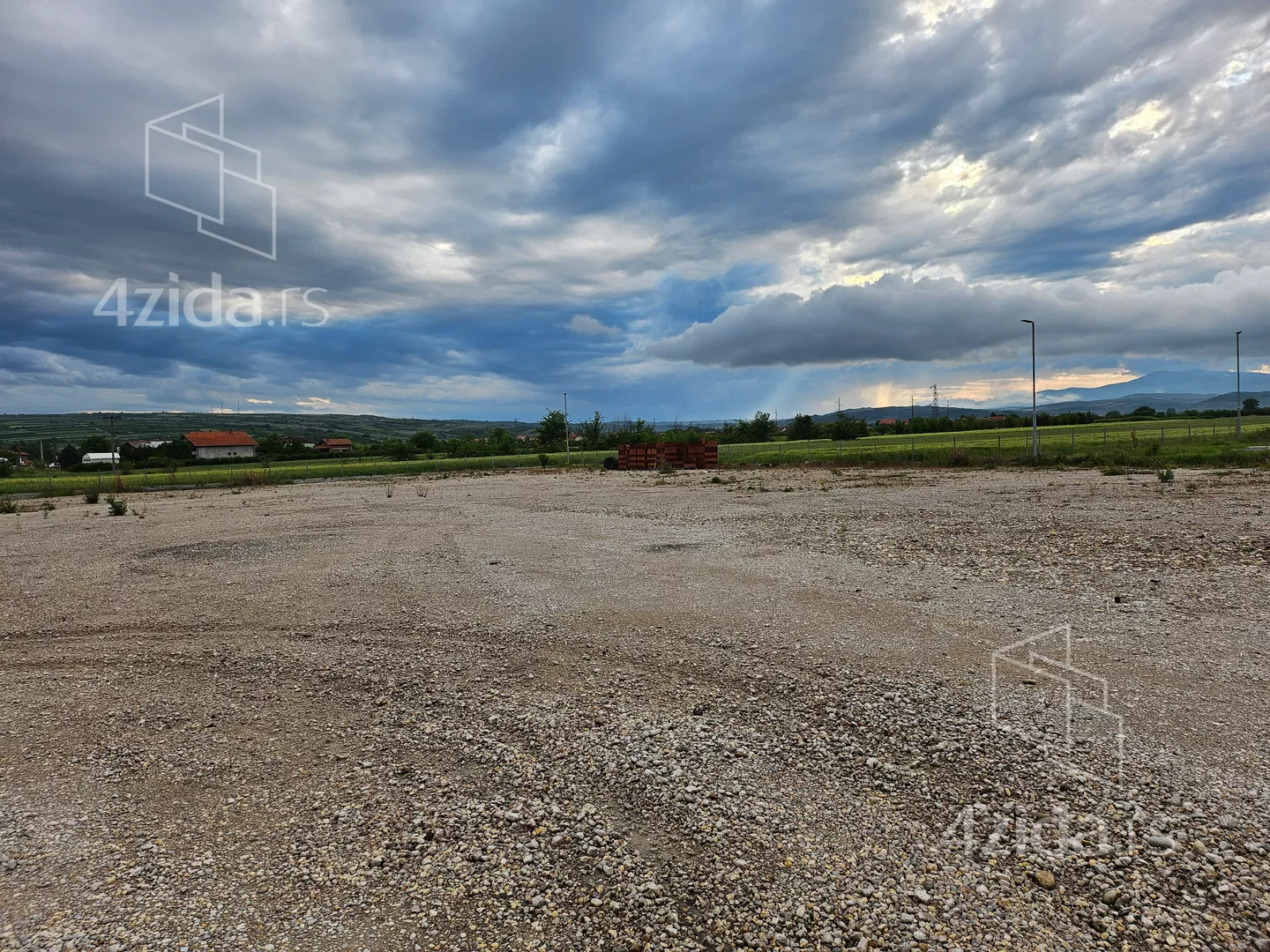 Industrijsko zemljište | 4zida