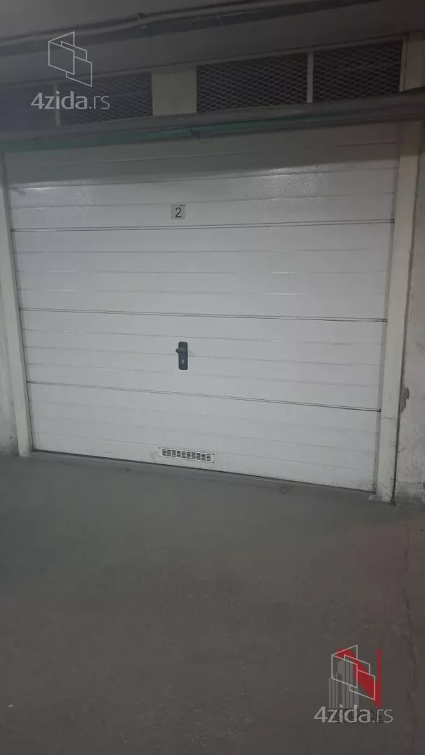 Garaža/Parking | 4zida