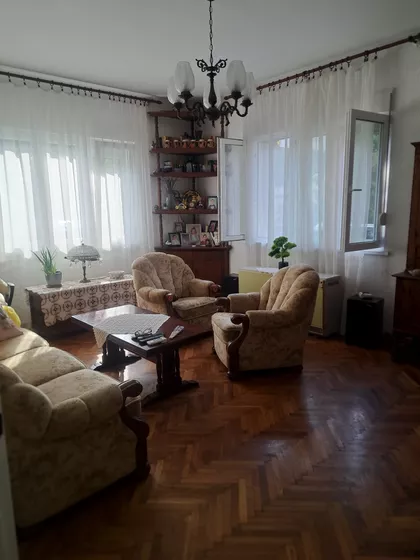 Kablarska 12 | 4zida.rs