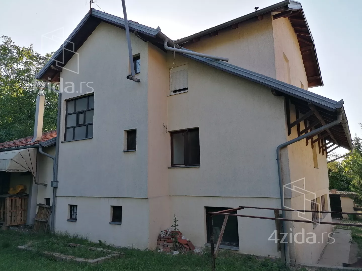 3-etažna kuća | 4zida