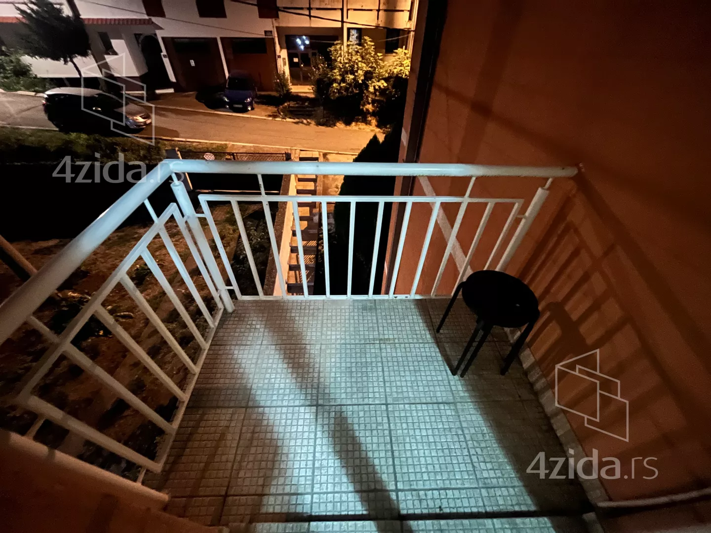 Garsonjera | 4zida