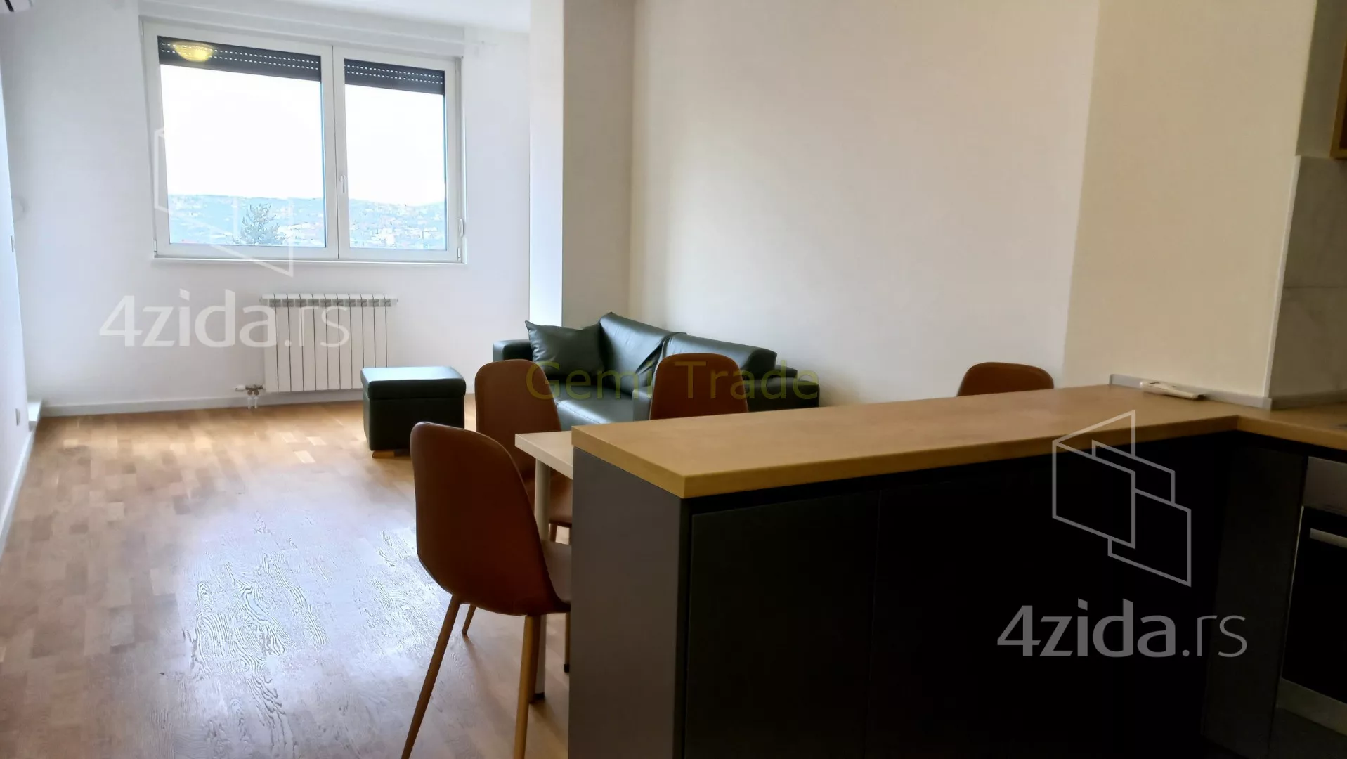 Jednoiposoban stan | 4zida