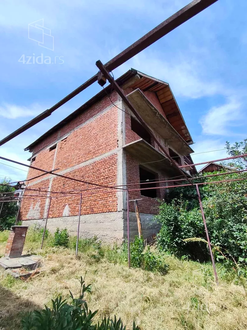 3-etažna kuća | 4zida