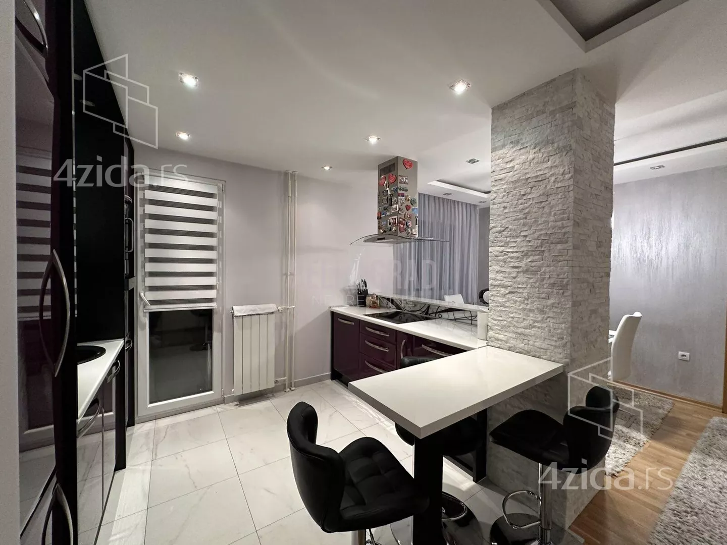 Troiposoban stan | 4zida