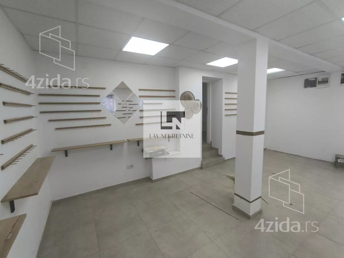 Lokal | 4zida