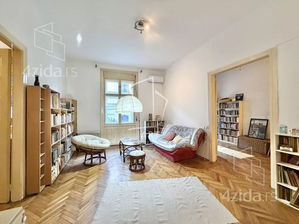 Petosoban stan | 4zida