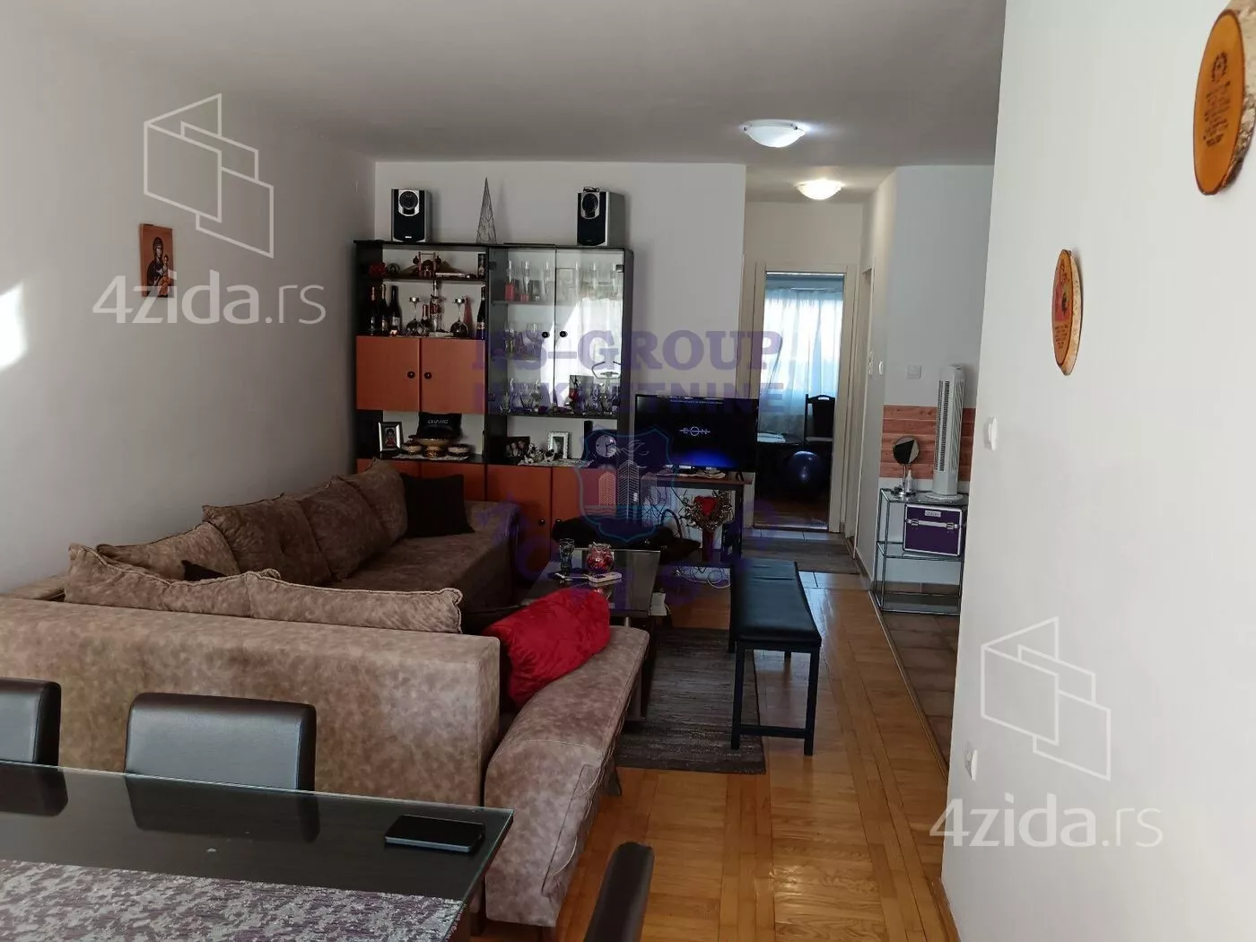 Dvoiposoban stan | 4zida