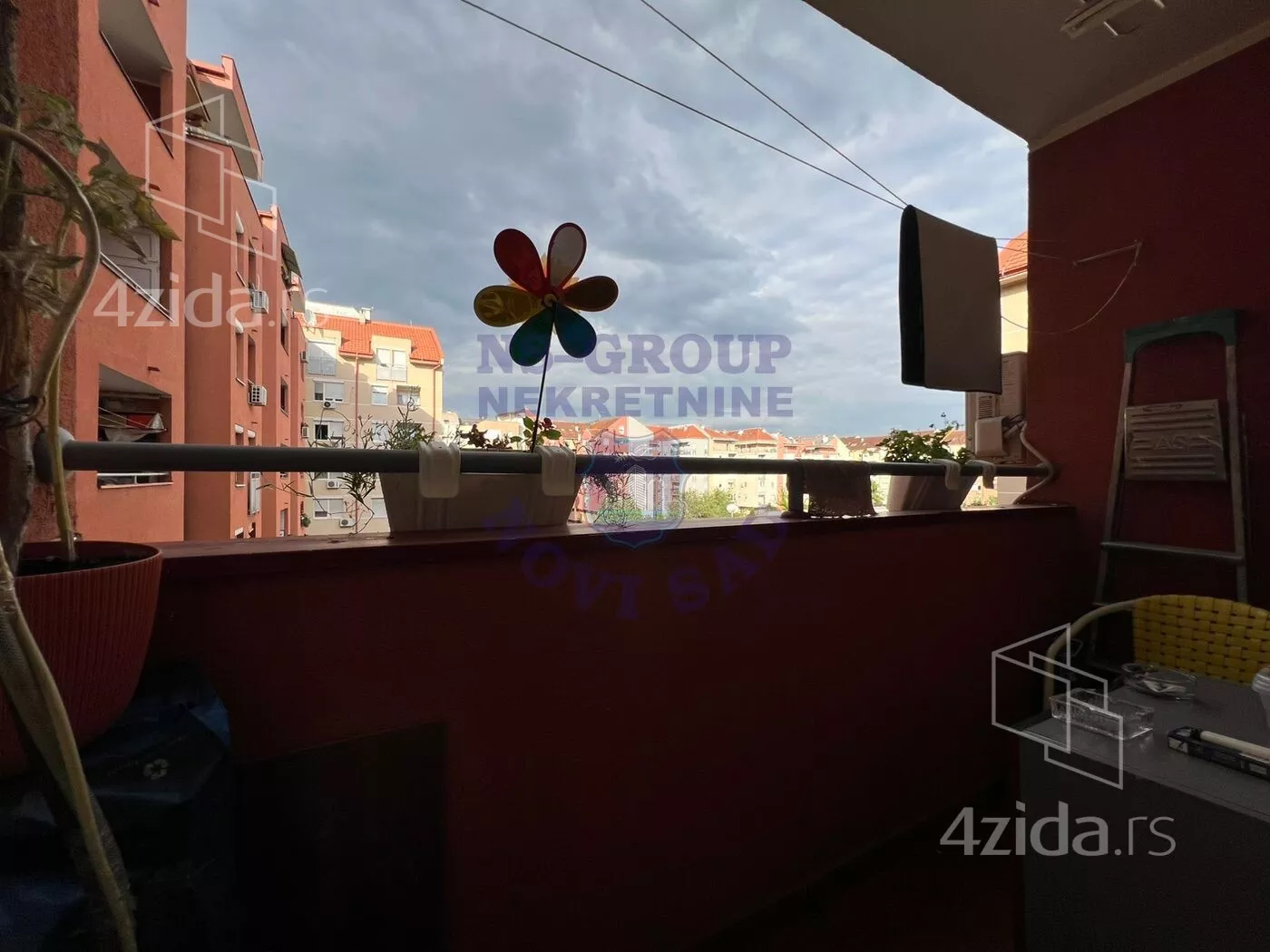Dvoiposoban stan | 4zida