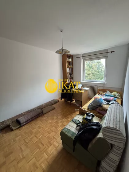 Kralja Radoslava | 4zida.rs