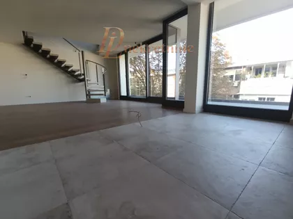 Адмирала Вуковића | 4zida.rs