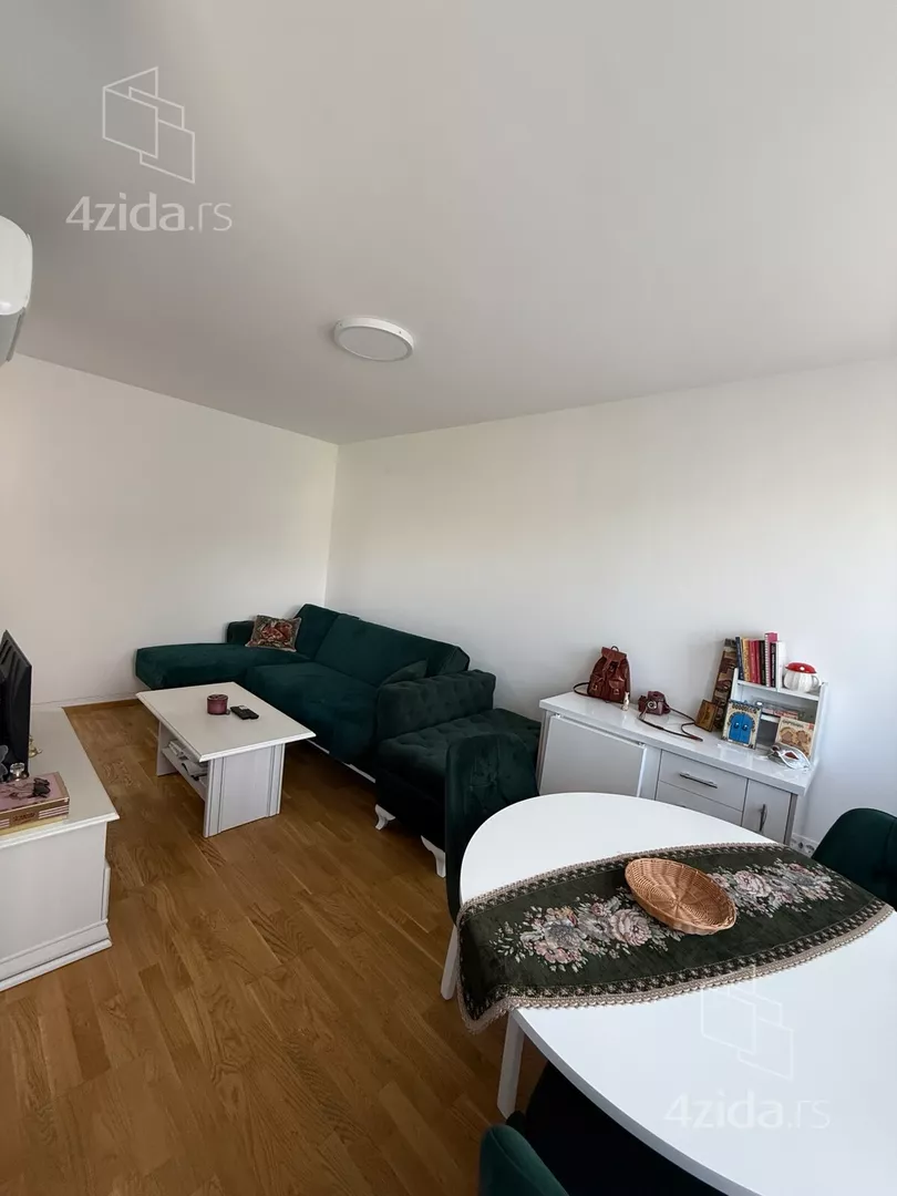 Garsonjera | 4zida