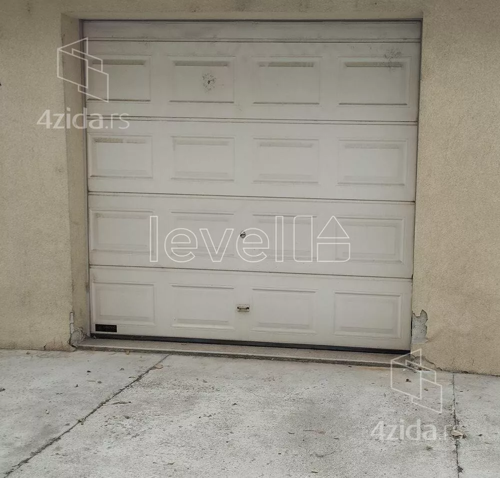 Garaža | 4zida
