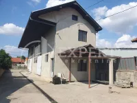 Lokal | 4zida