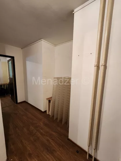 Ustanička | 4zida.rs