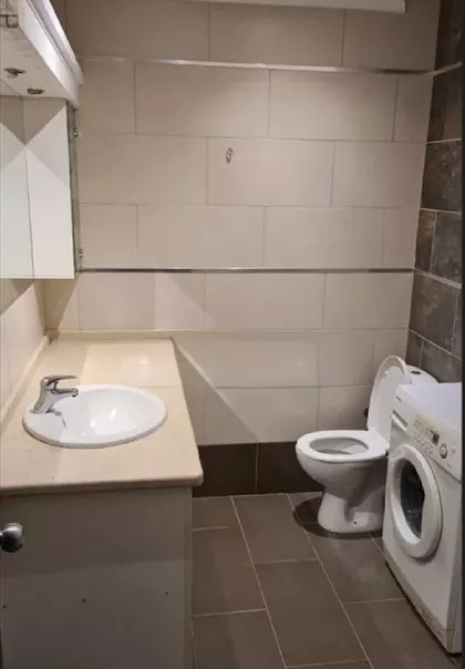 Niška | 4zida.rs