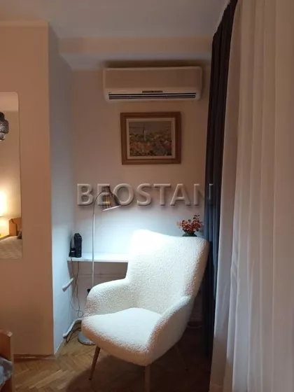 Gospodar Jovanova | 4zida.rs