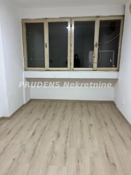 Trg Zorana Đinđića | 4zida.rs