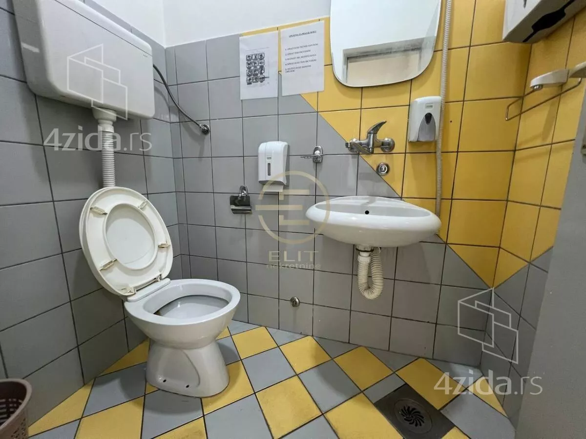 Poslovni prostor | 4zida