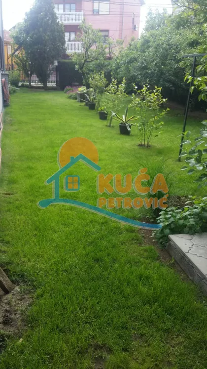 Krfska | 4zida.rs