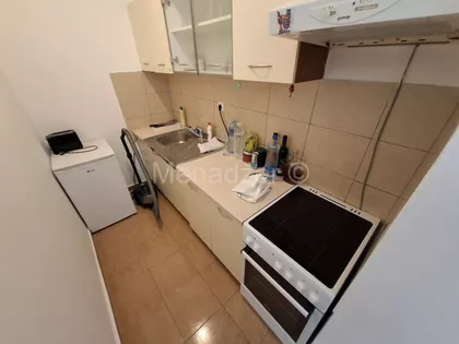 Petlovo Brdo | 4zida.rs