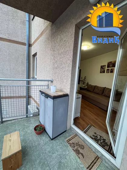17. oktobra | 4zida.rs