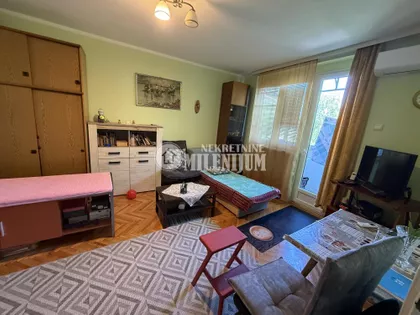 Cara Dušana | 4zida.rs