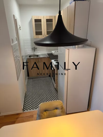 Rotkvarija | 4zida.rs